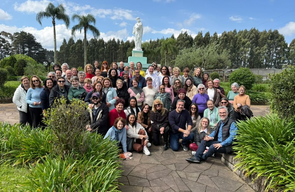 Foto de capa da notícia Retiro anual reúne lideranças das pastorais e serviços da Catedral Santa Teresa, em Farroupilha
