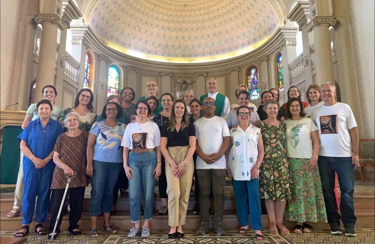 Foto de capa da notícia Catedral de Caxias do Sul reúne catequistas em dia de retiro de espiritualidade para iniciar atividades de 2025