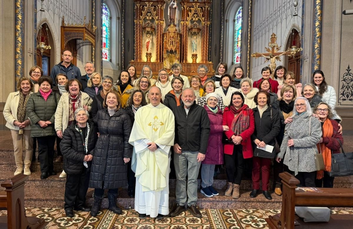 Foto de capa da notícia Casa Madre Teresa reúne voluntários em peregrinação do Jubileu da Esperança na Catedral de Caxias