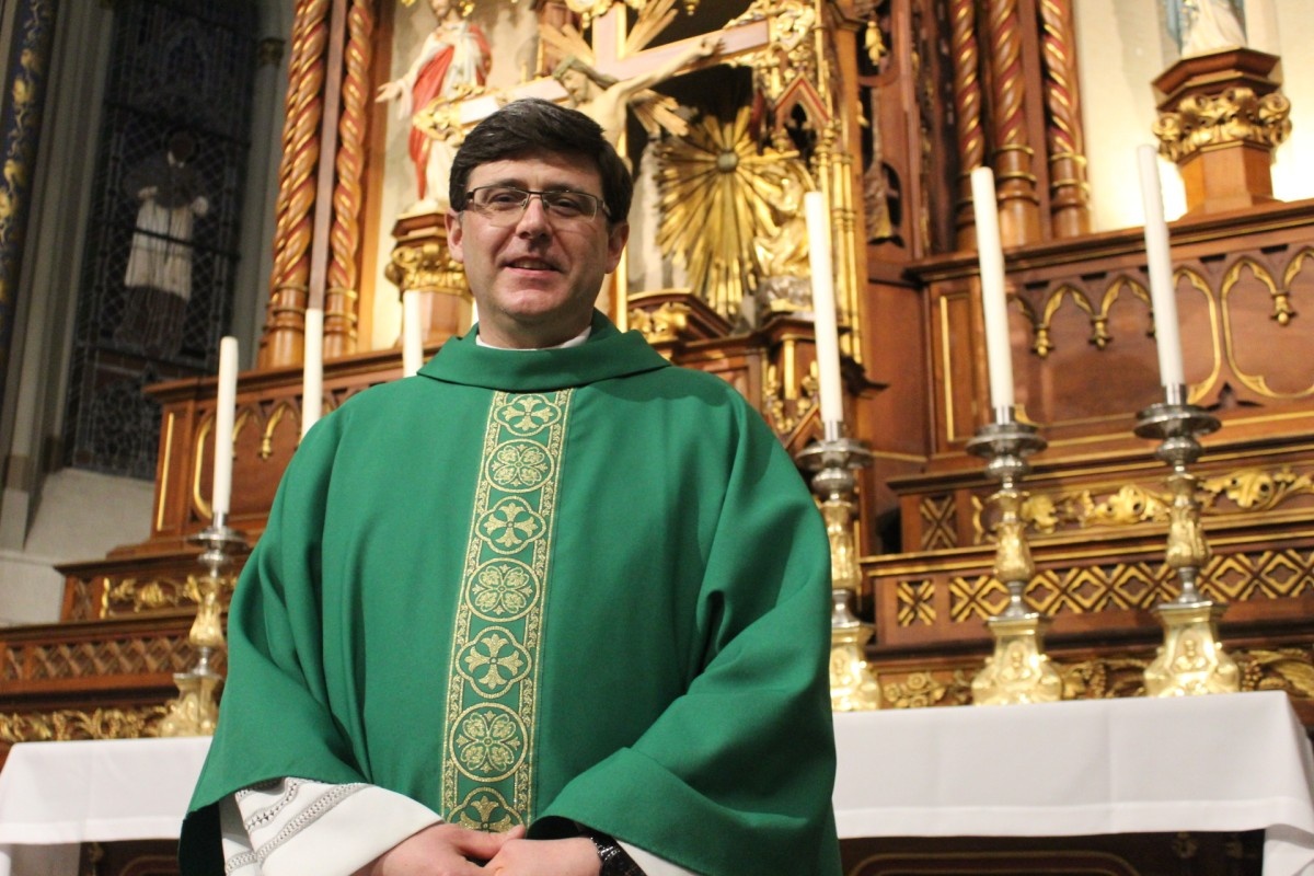 Missa em ação de graças pelo trabalho realizado marca o envio do padre Vinicius Caberlon, na Catedral de Caxias