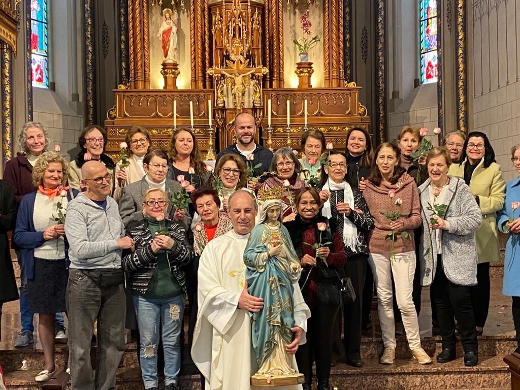 Festa das Capelinhas na Catedral de Caxias celebra os 75 anos do início da visita domiciliar de Nossa Senhora