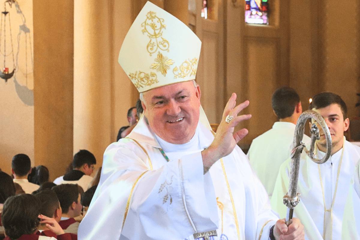 Bênção de Natal às famílias será veiculada por 28 emissoras de rádio e TV na Diocese de Caxias do Sul