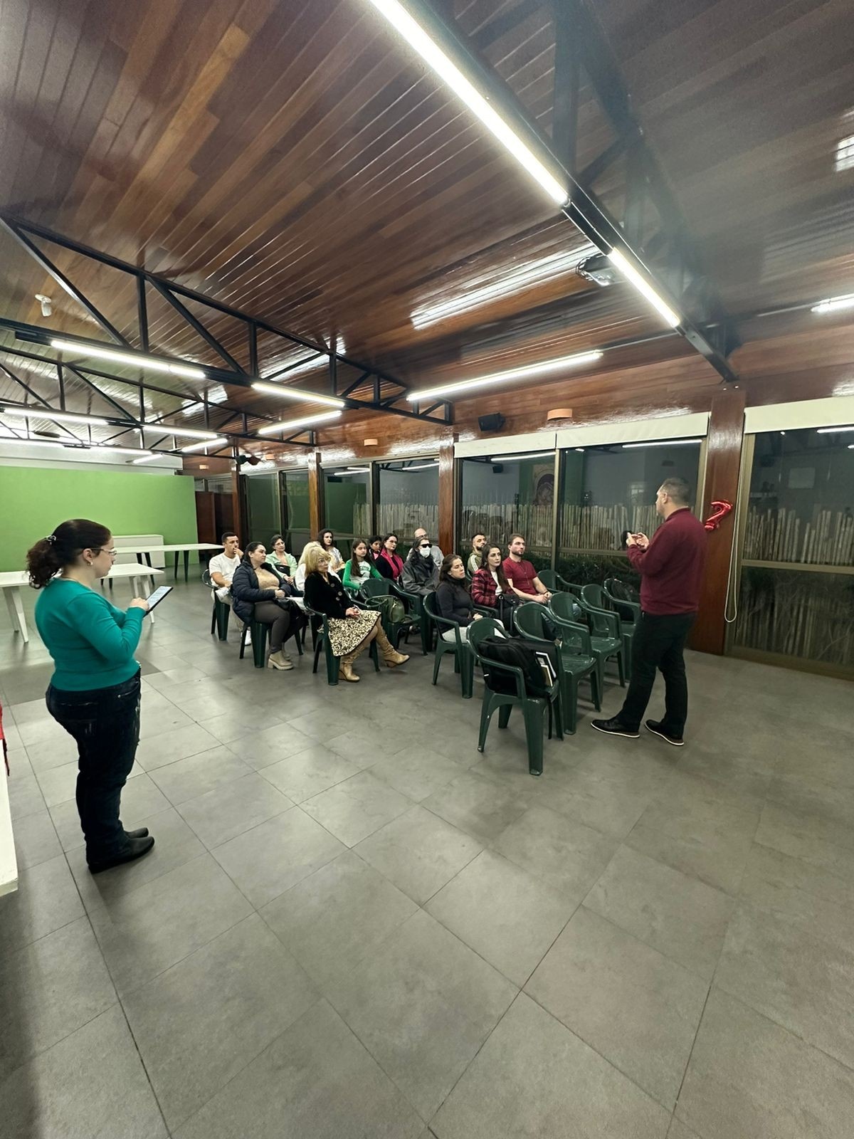 Catedral de Caxias do Sul realiza encontro de apresentação do projeto Alpha