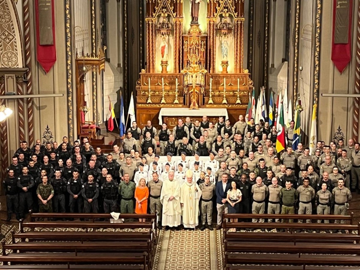 Missa solene na Catedral Diocesana de Caxias do Sul marca a celebração dos 187 anos da Brigada Militar