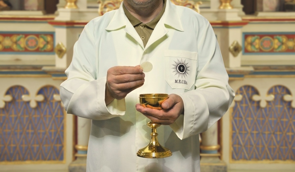 Momentos formativos de atualização para Ministros da Comunhão serão nesta terça e quarta, na Catedral de Caxias