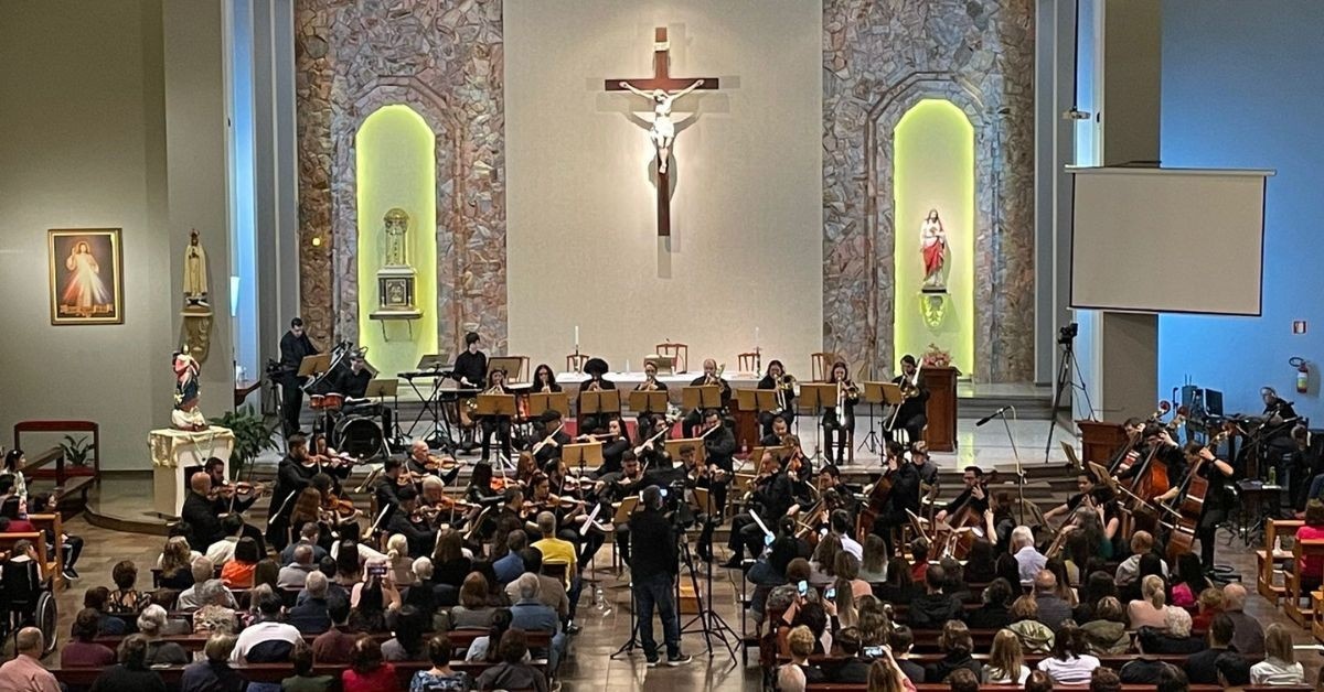 Orquestra Acadêmica da UCS leva Concerto Clássico Solidário à Catedral Santa Teresa