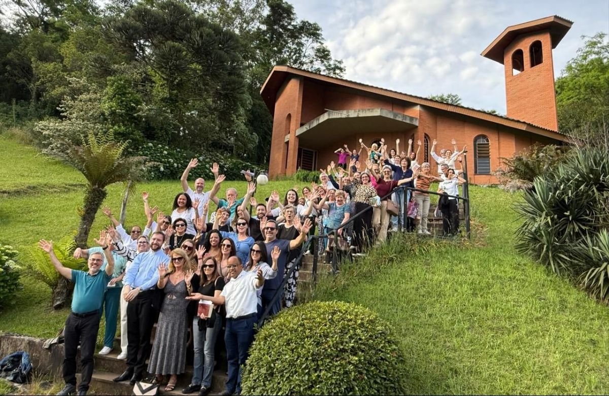 Foto de capa da notícia Catedral de Caxias do Sul reúne lideranças em dia de retiro de reflexão e oração no Jubileu da Esperança