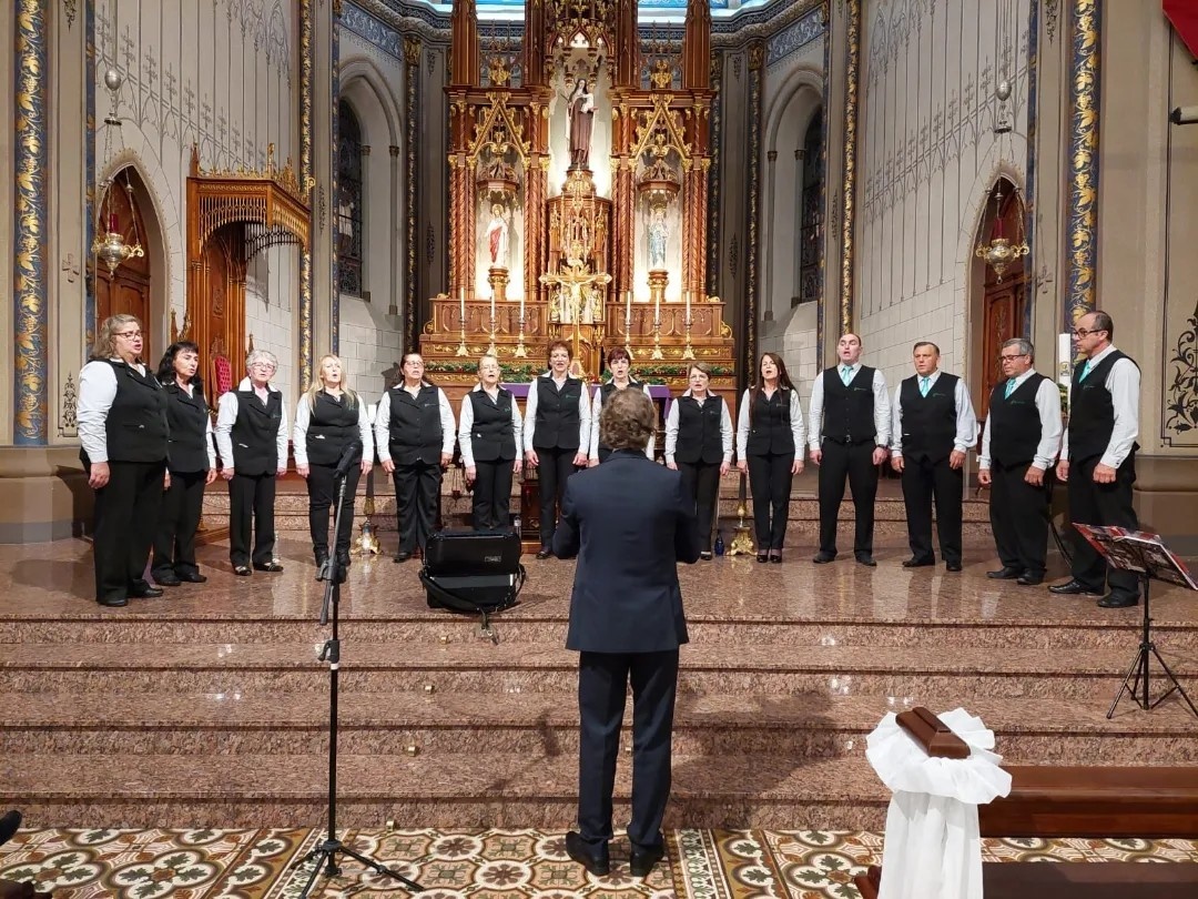 Coral Radize D'Itália apresenta músicas da cultura da imigração italiana na abertura do Natal na Catedral 2023